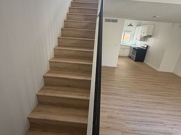 5th image of 3736 Jasmine Ave APT 209