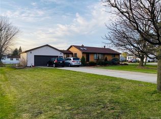 573 Aurora St, Lancaster, NY 14086