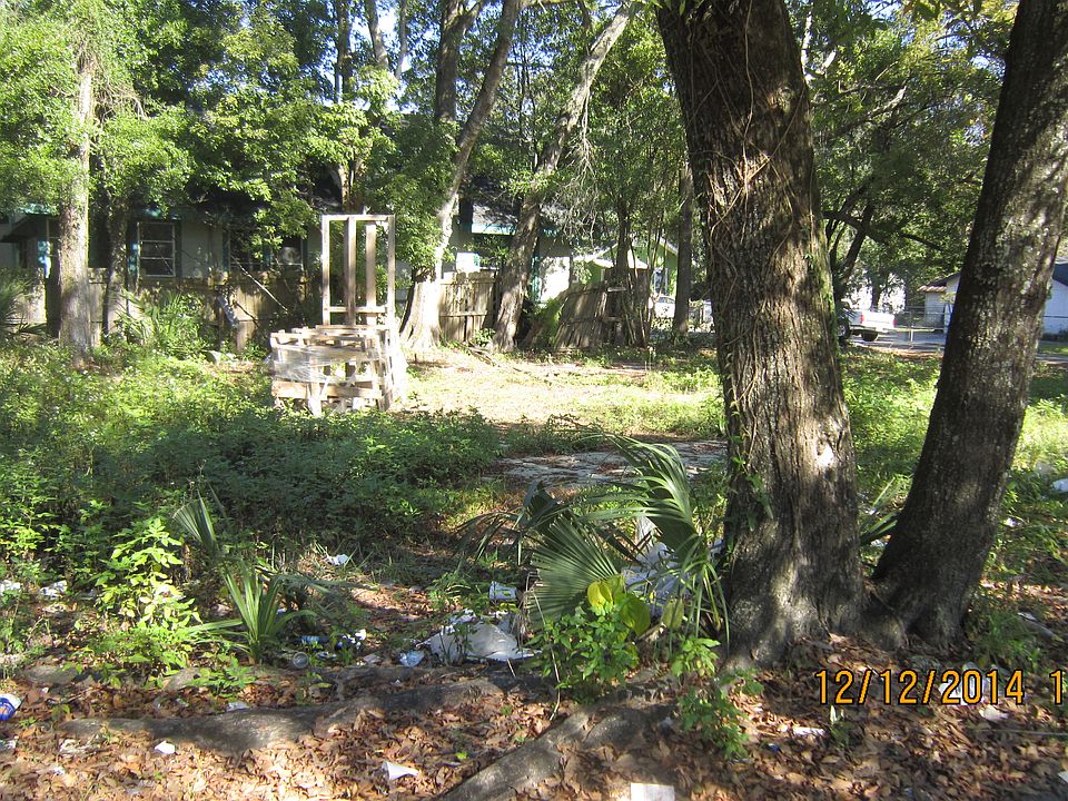 1st image of 350 Leland St