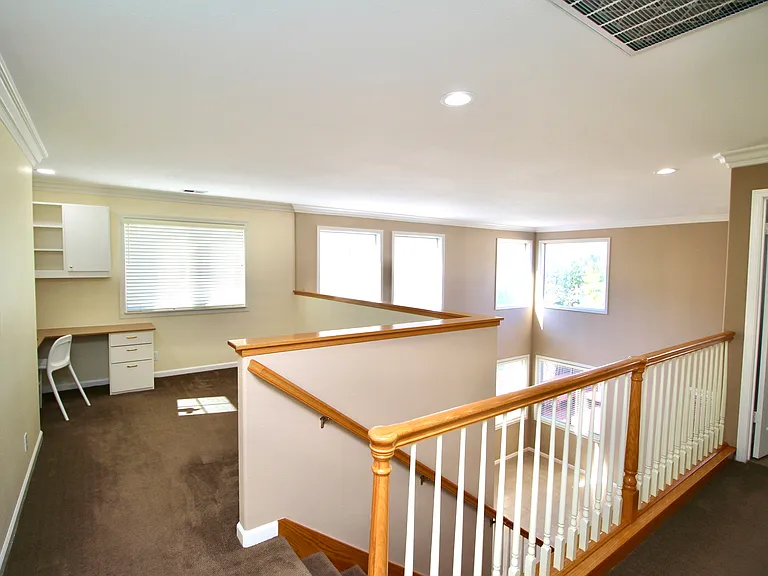 15512 Oceanside Way — Photo 29