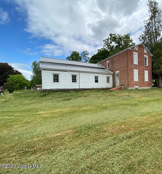 4th image of 573 W Ames Road