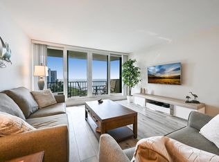 4001 Gulf Shore Blvd N APT 803, Naples, FL 34103