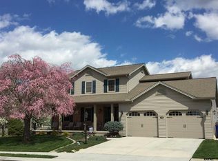 130 Wheaton Dr, Littlestown, PA 17340