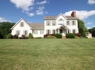 320 High Meadow Ln, Sherman, IL 62684