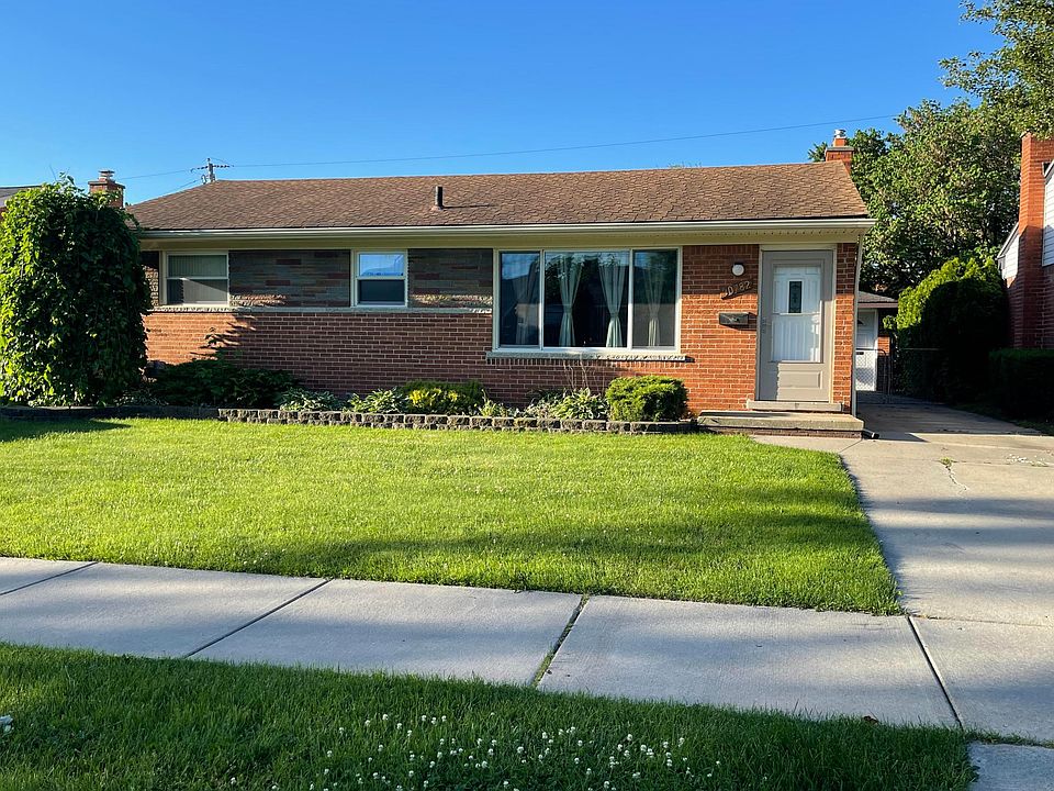 1st image of 30782 Whittier Ave