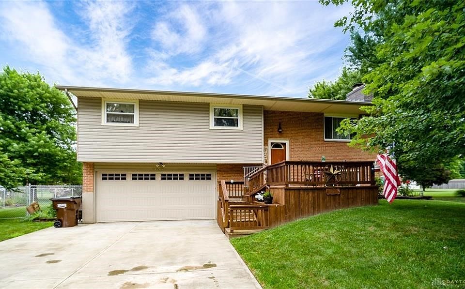 1st image of 2696 Coldsprings Dr