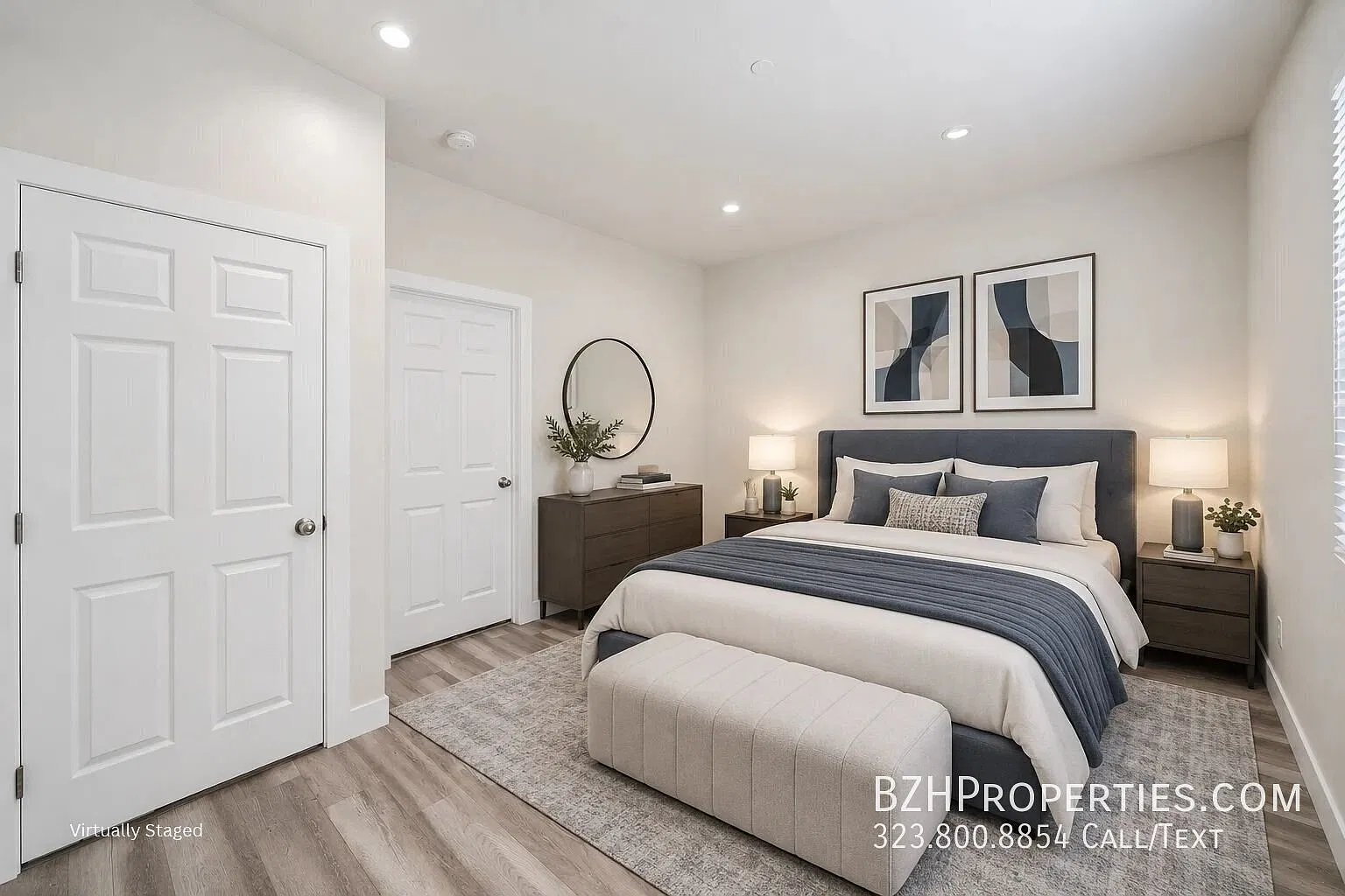 Modern Townhome Near USC Campus! — Photo 3