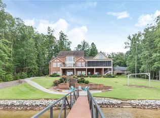 185 Summers Way, Seneca, SC 29672