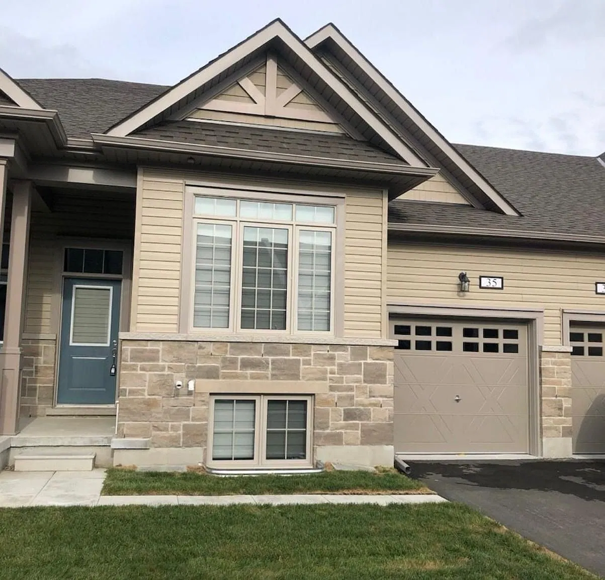 2 bed, $2,600 — Photo 1