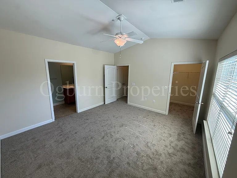 4455 Brassfield Dr #308 — Photo 6