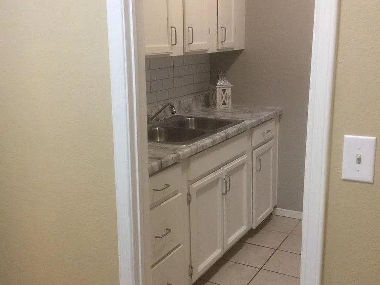 3408 Kirkwall St — Photo 12