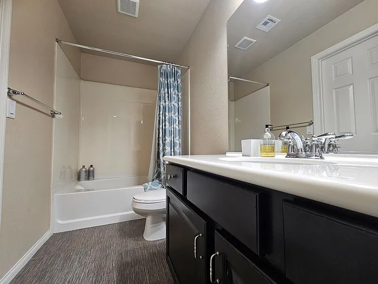 9929 Baystone St — Photo 6