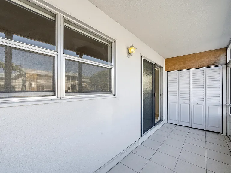452 Brittany Dr #J — Photo 17
