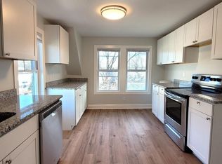 45 Central St APT 3, Hudson, MA 01749