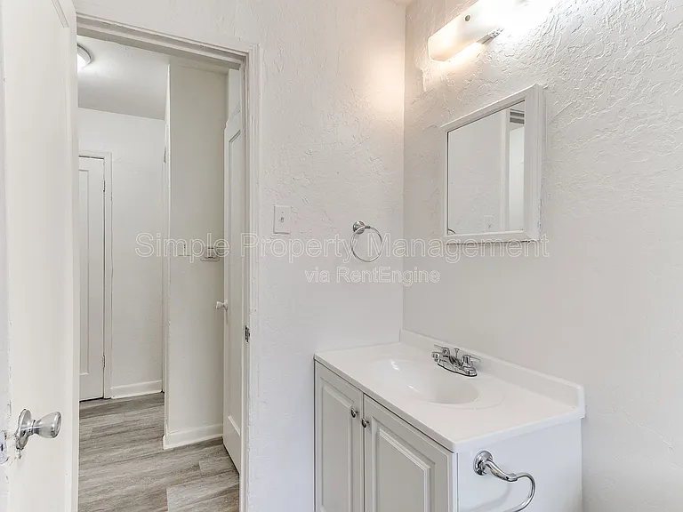 538 E Indian Dr — Photo 10