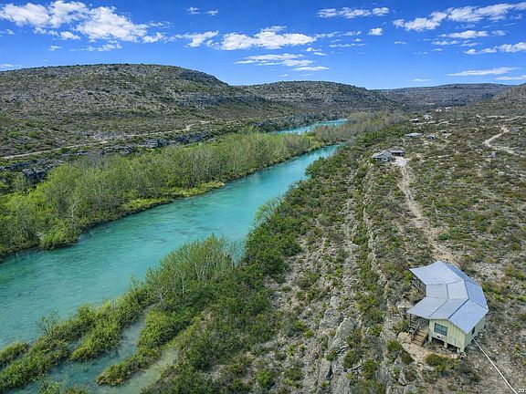 3rd image of 2157 Blue Sage East Rd