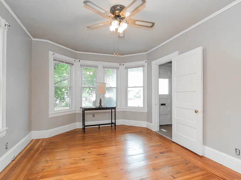406 Front St #1 — Photo 6