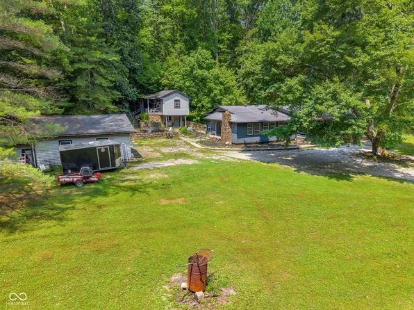 4224 Helmsburg Rd, Nashville, IN 47448