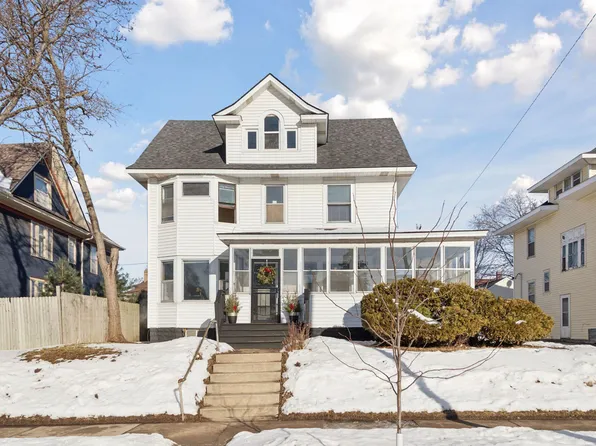 955 Marshall Ave, Saint Paul, MN 55104