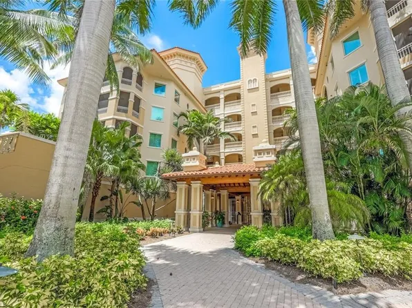 2728 Tiburon Blvd E, Naples, FL