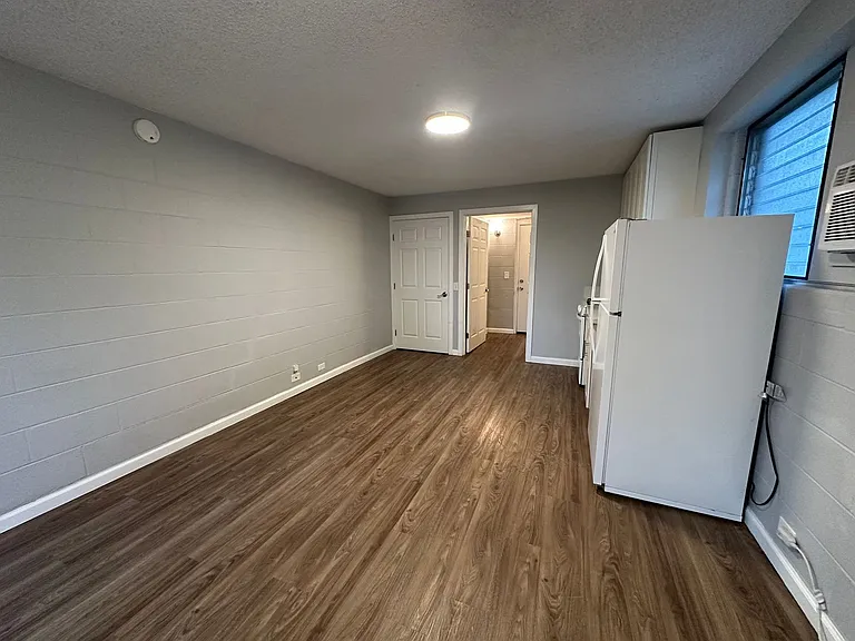 1832 Citron St — Photo 2