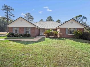 2901 Bay Woods Dr, Coden, AL 36523