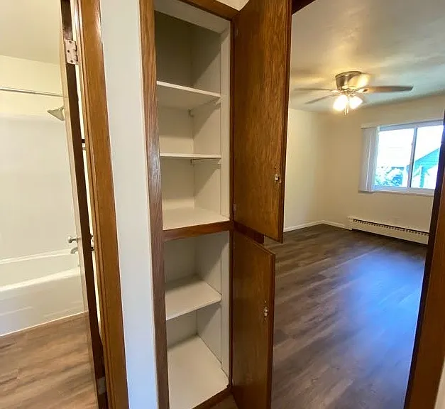 1116 E Mifflin St #7 — Photo 8