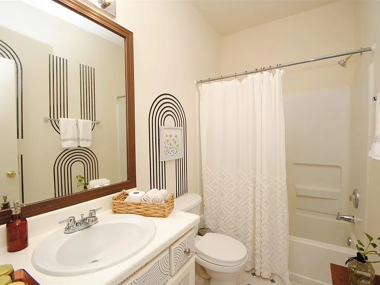 6363 Provident Green Dr — Photo 27