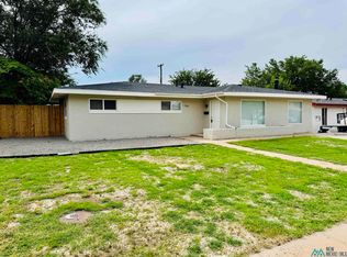 1300 S Michigan Ave, Roswell, NM 88203