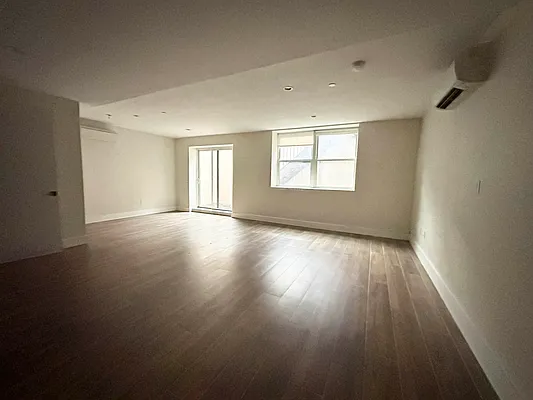 Rented by Bruma Realty LLC | media 21