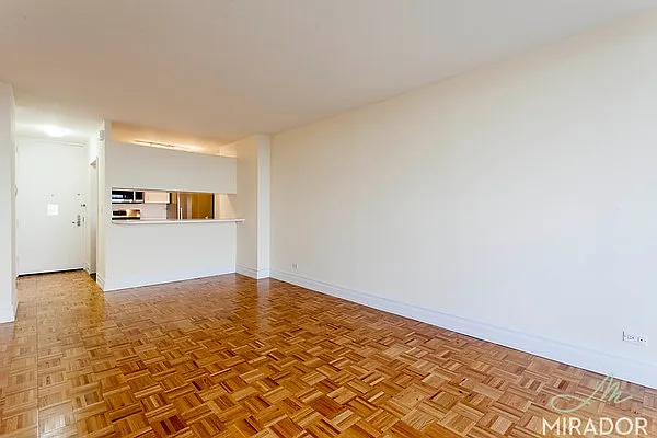 Rented by Mirador Real Estate | media 15