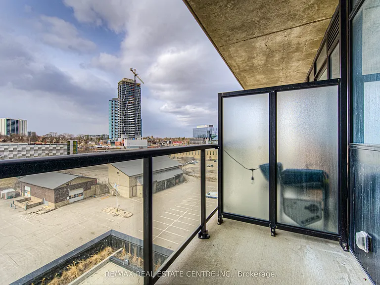 108 Garment St #810 — Photo 17