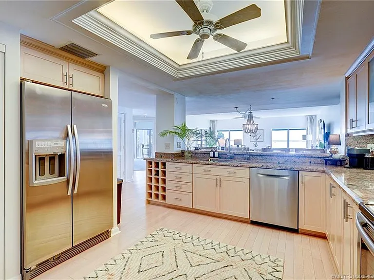 184 NE Edgewater Dr #1206 — Photo 18