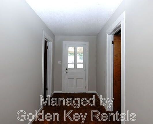 2nd image of 906 4th St
