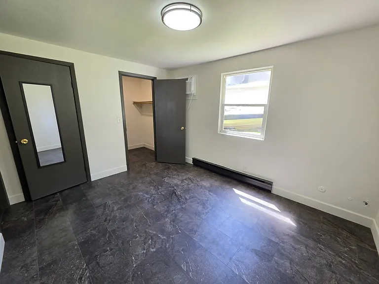 609 S 3rd St #2 — Photo 8