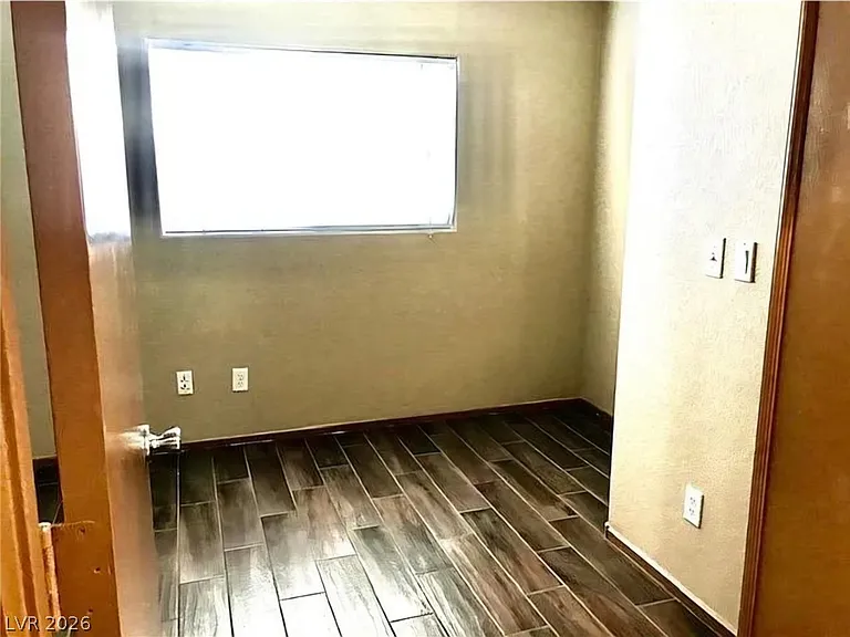 11260 Sandrone Ave — Photo 3