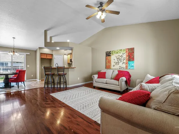 10698 Gossamer St, Nampa, ID 83687