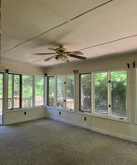 10548 Ashburn Rd N — Photo 12