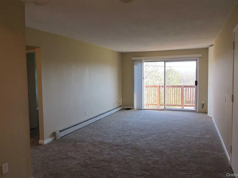 37 Alpine Dr #E — Photo 9