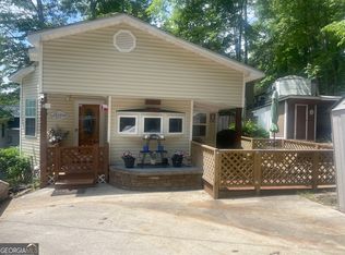 32 Yogi Bear Blvd, Cleveland, GA 30528