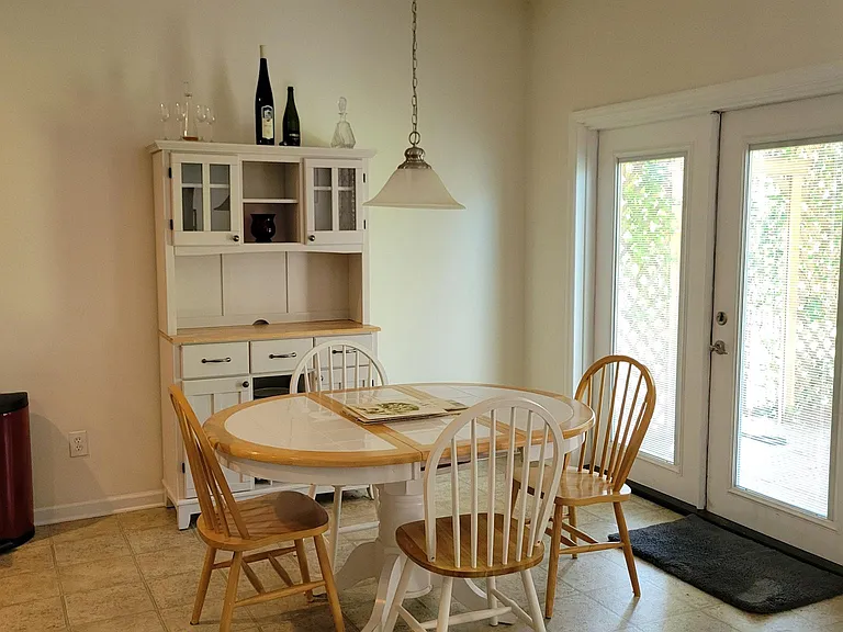 204 Silk Oak Dr — Photo 5