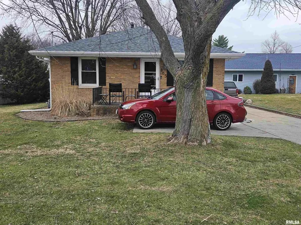 803 W Garfield Ave, Bartonville, IL 61607