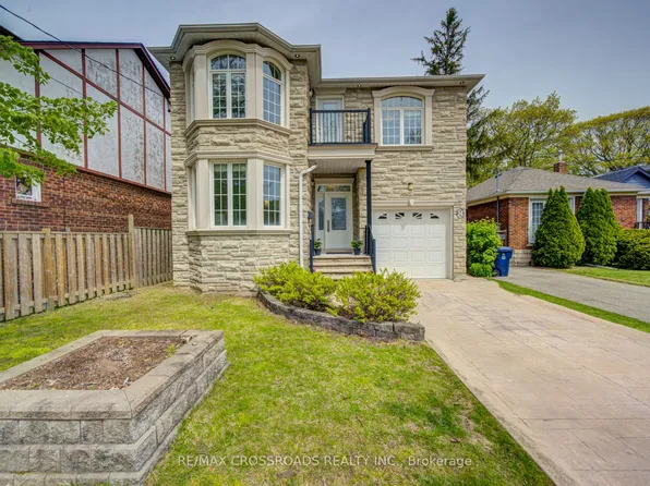 24 Lynn Rd, Toronto, ON M1N 2A4