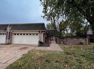 12304 Green Valley Dr, Oklahoma City, OK 73120