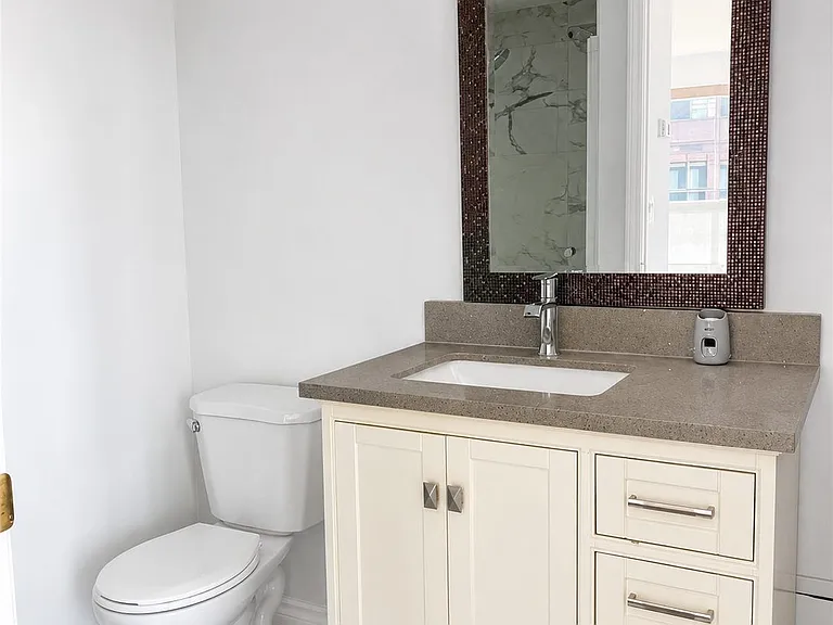 909 Bay St #1901 — Photo 17