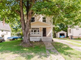 932 Parkview Ave, Youngstown, OH 44511