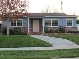 2737 N Kenneth Rd, Burbank, CA 91504