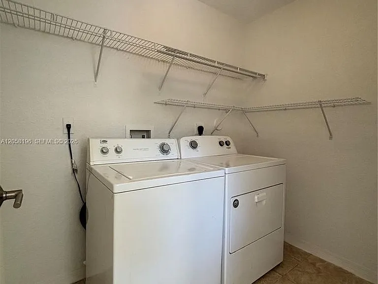 4931 N Harbor Isles Dr #203 — Photo 8