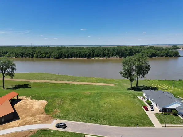 1709 Rivers Edge Dr, Henderson, KY 42420