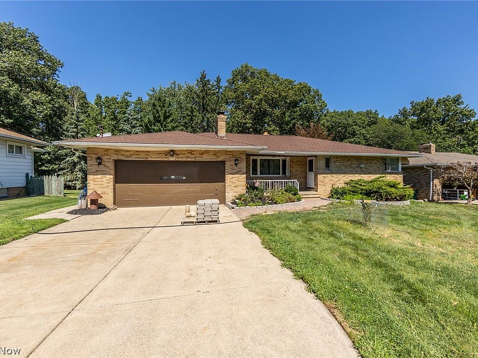 2431 N Mary Ln, Seven Hills, OH 44131 Zillow
